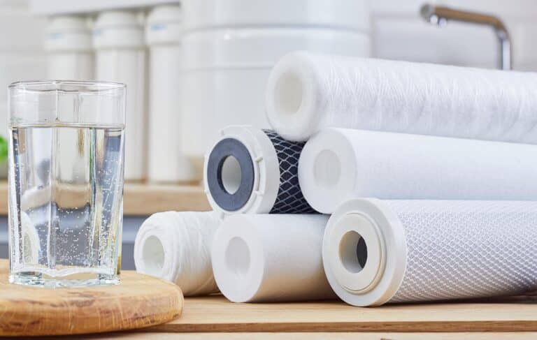 Reverse osmosis filters and clean water